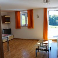 Ferienwohnung behindertengerecht Sandra Gassner Mondsee Seeblick apartement (16)